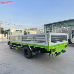 Alternative view of Isuzu QMR 210 Thùng Lửng - 2.3 Tấn, TSKT, QMR77HE4A Đầu Vuông