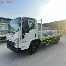 Isuzu QMR 210 Thùng Lửng - 2.3 Tấn, TSKT, QMR77HE4A Đầu Vuông