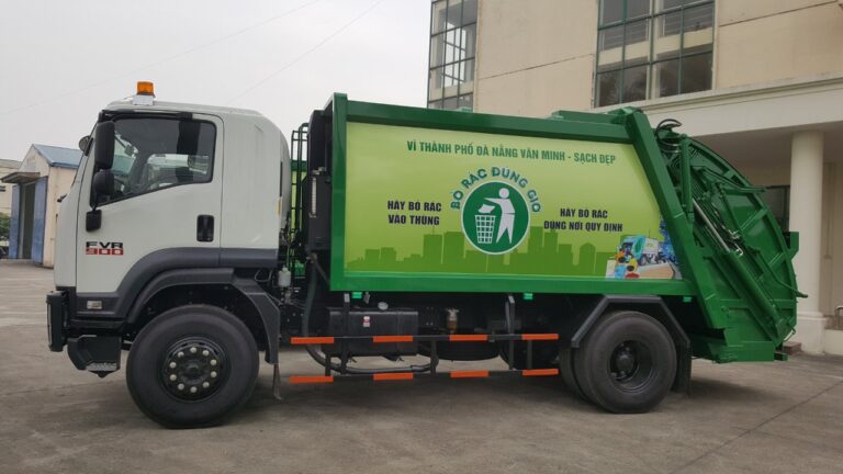 Xe ép rác là xe gì? Tất tần tật những điều cần biết về xe cuốn ép rác