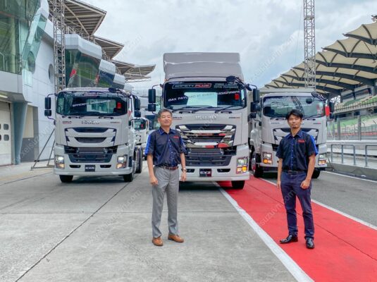 Xe đầu kéo là gì? Tất tần tật về xe container mà bạn chưa biết