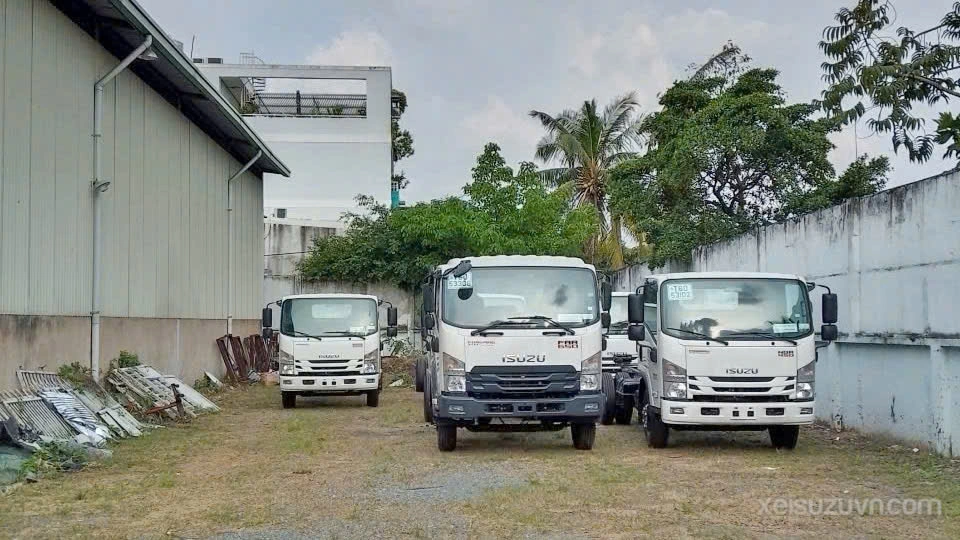 Tiến độ bàn giao xe tải isuzu: nguyên nhân chậm trễ & thời gian hoàn tất 2 Xe tải isuzu 2025 – đang chờ cấp giấy ta và giấy môi trường